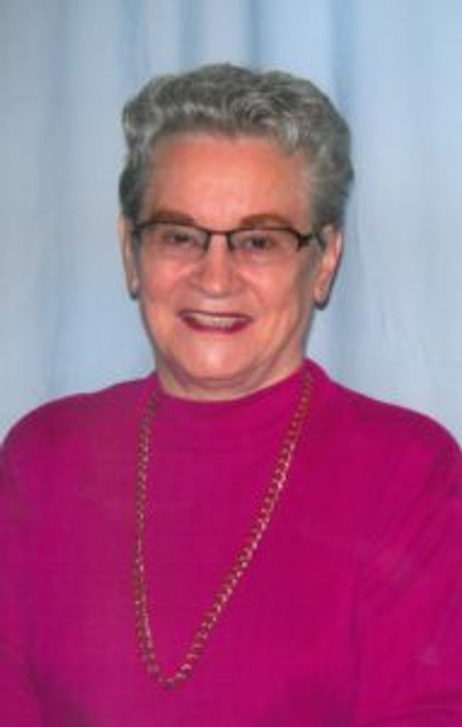 Leona Gustin