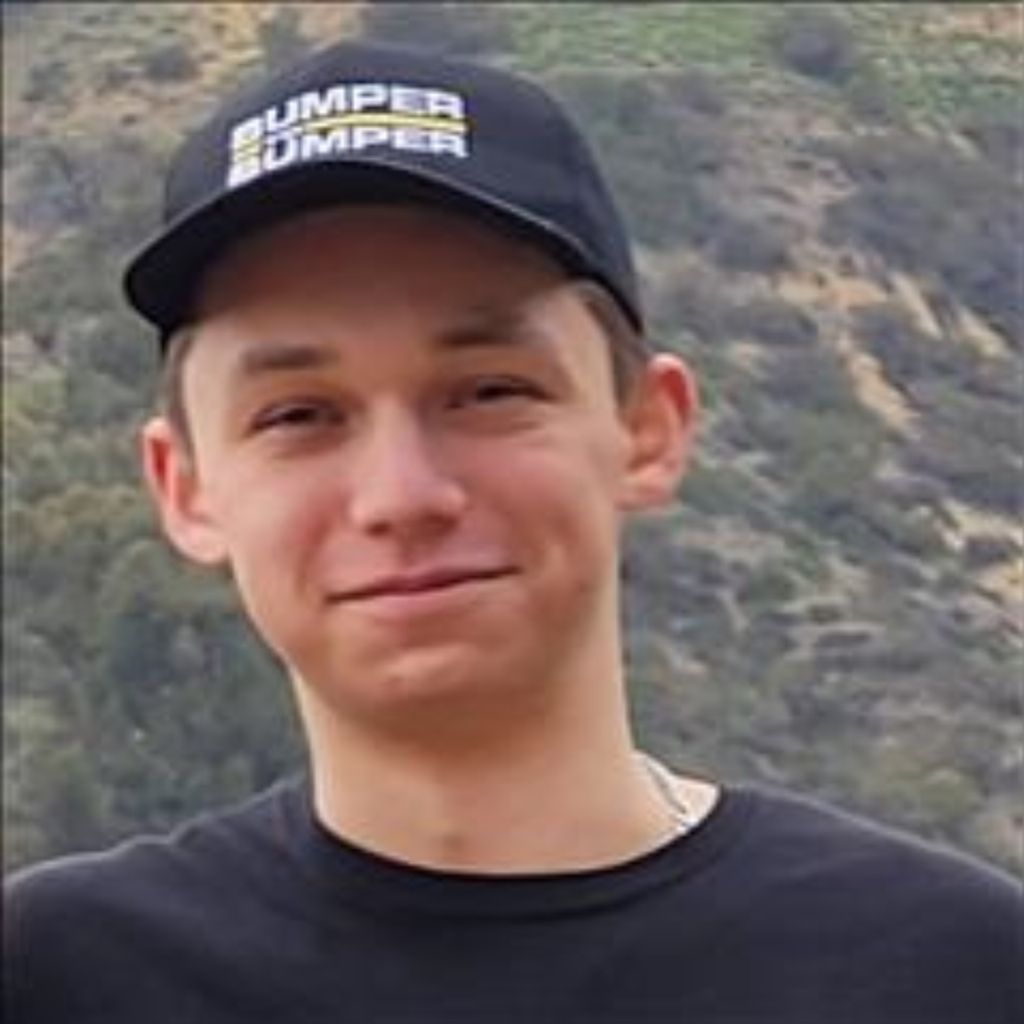 Zachary Michael Johnson Profile Photo