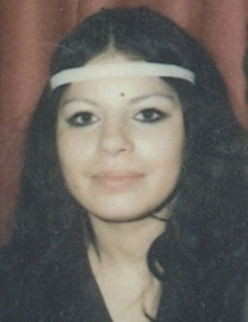 Julia Maria Santiago