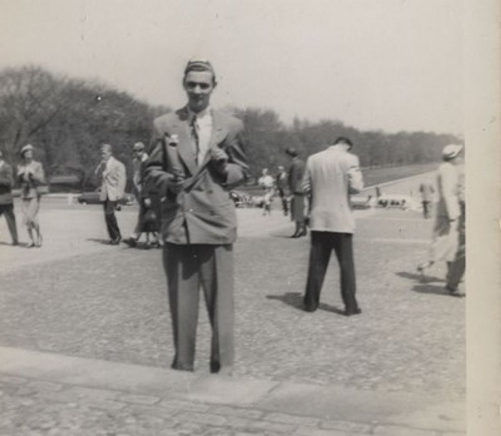Paul  E. Sullivan