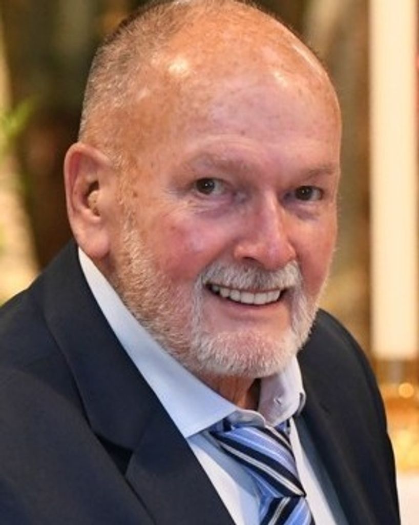 Michael Charles Oberholzer Profile Photo