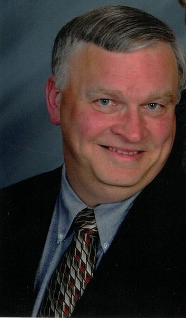 Dennis M. Richardson Profile Photo
