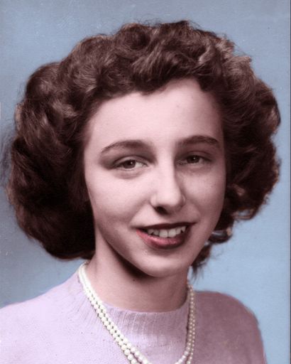 Beverly Mae Randall's obituary image
