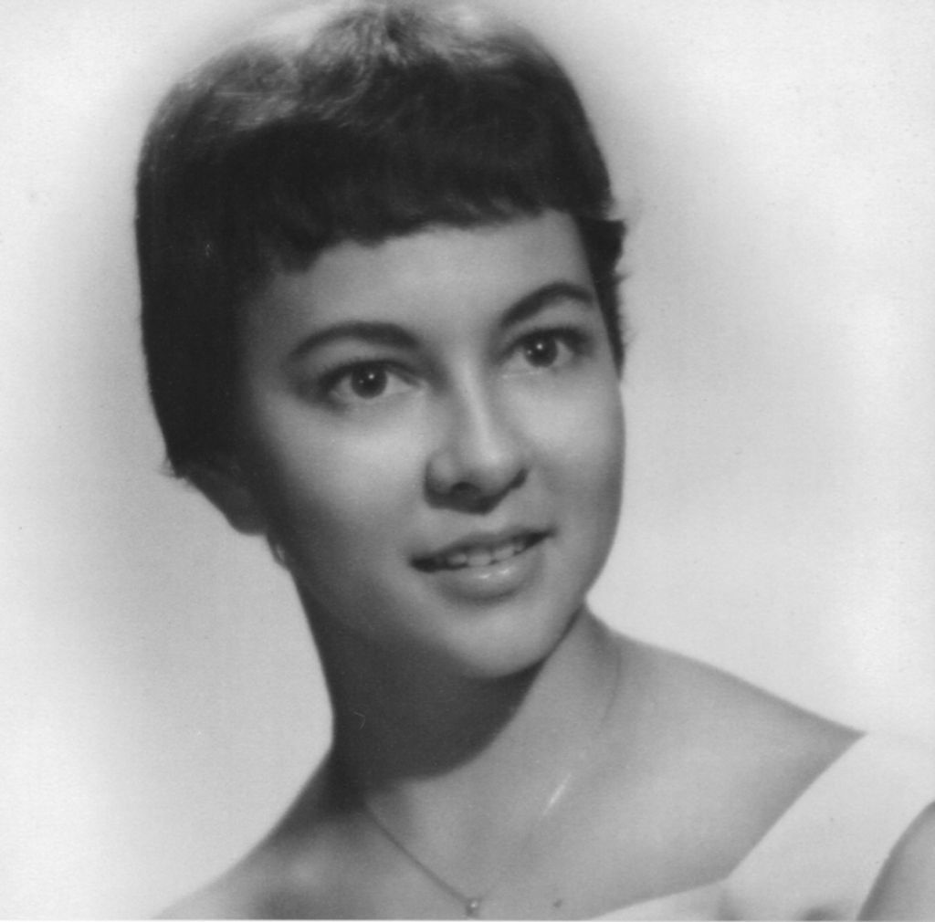 Helen 'Liz' (Klar) Fogler Profile Photo