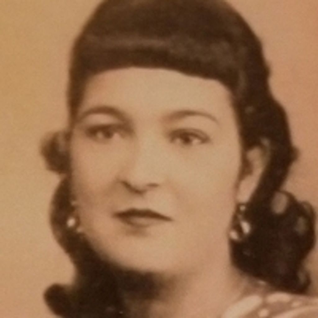 Juanita R Valentin