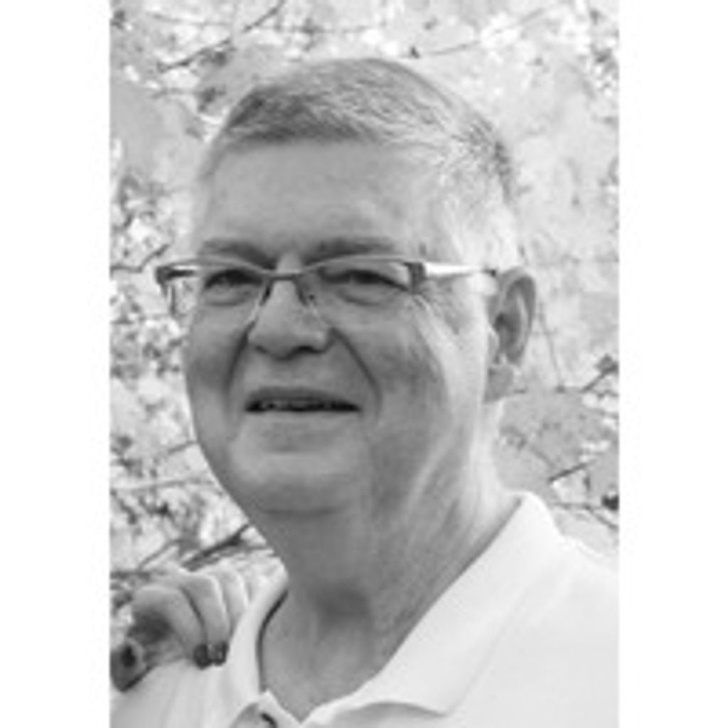 Tom W. Corwin