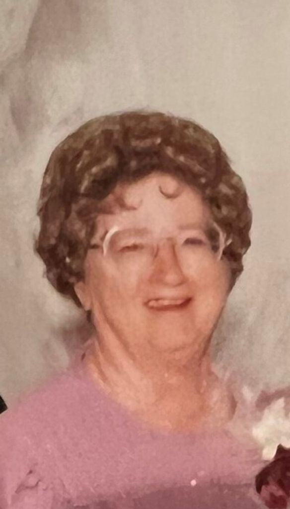 Elizabeth Bolls Profile Photo