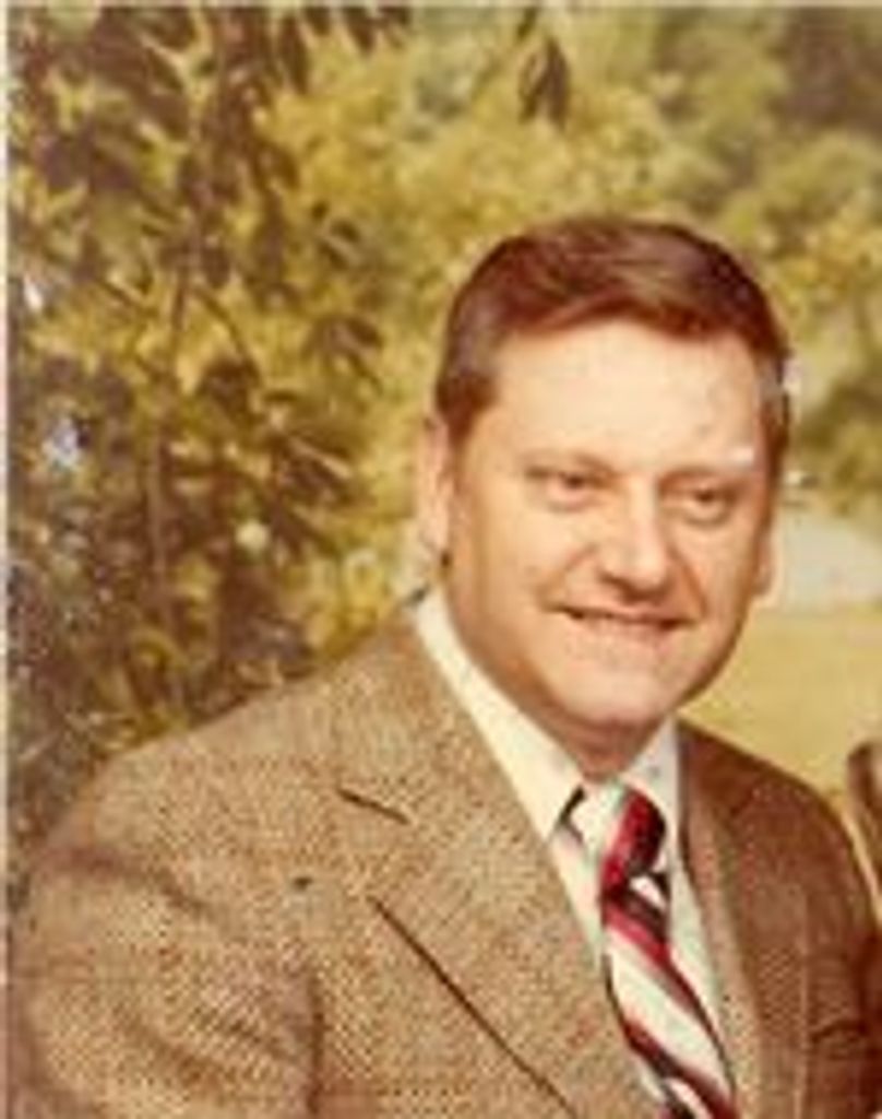 LEONARD PARIS HAMILTON