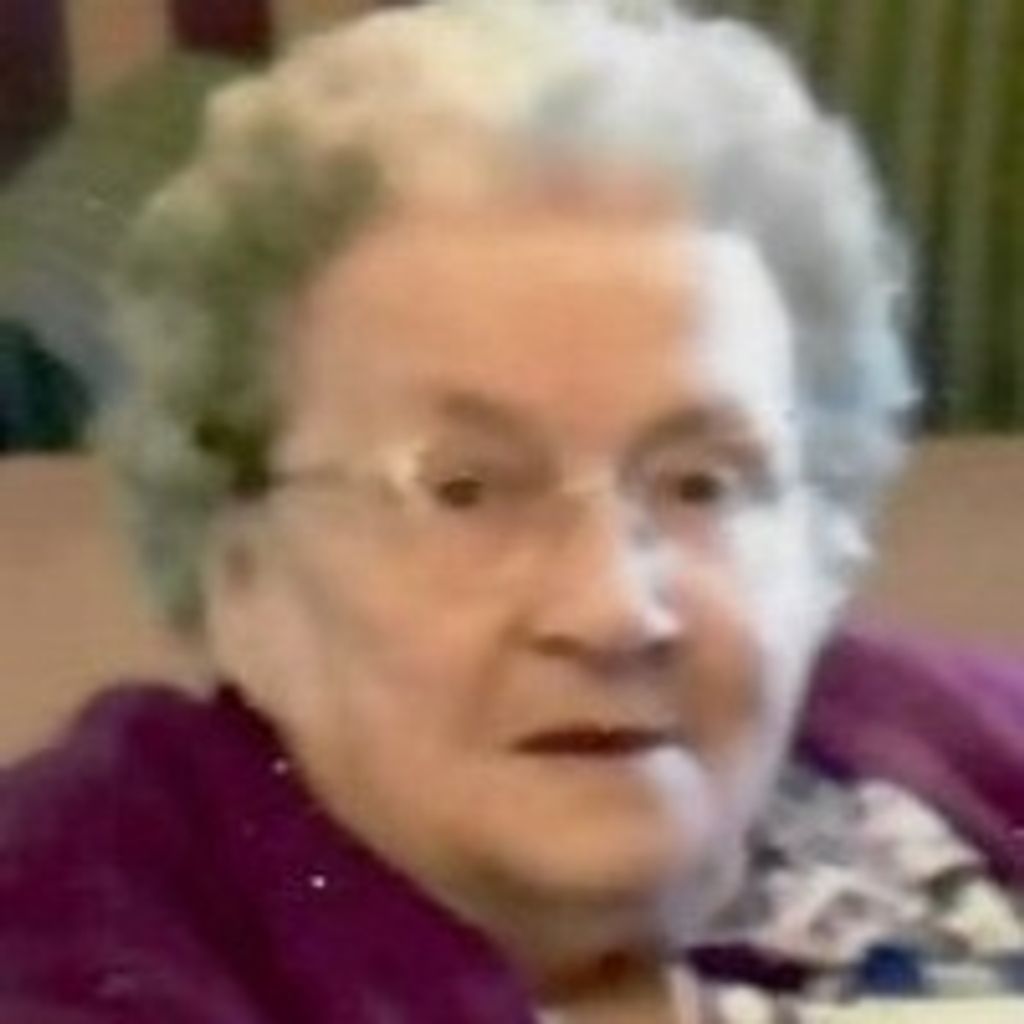 Laura J Belott (Febert)