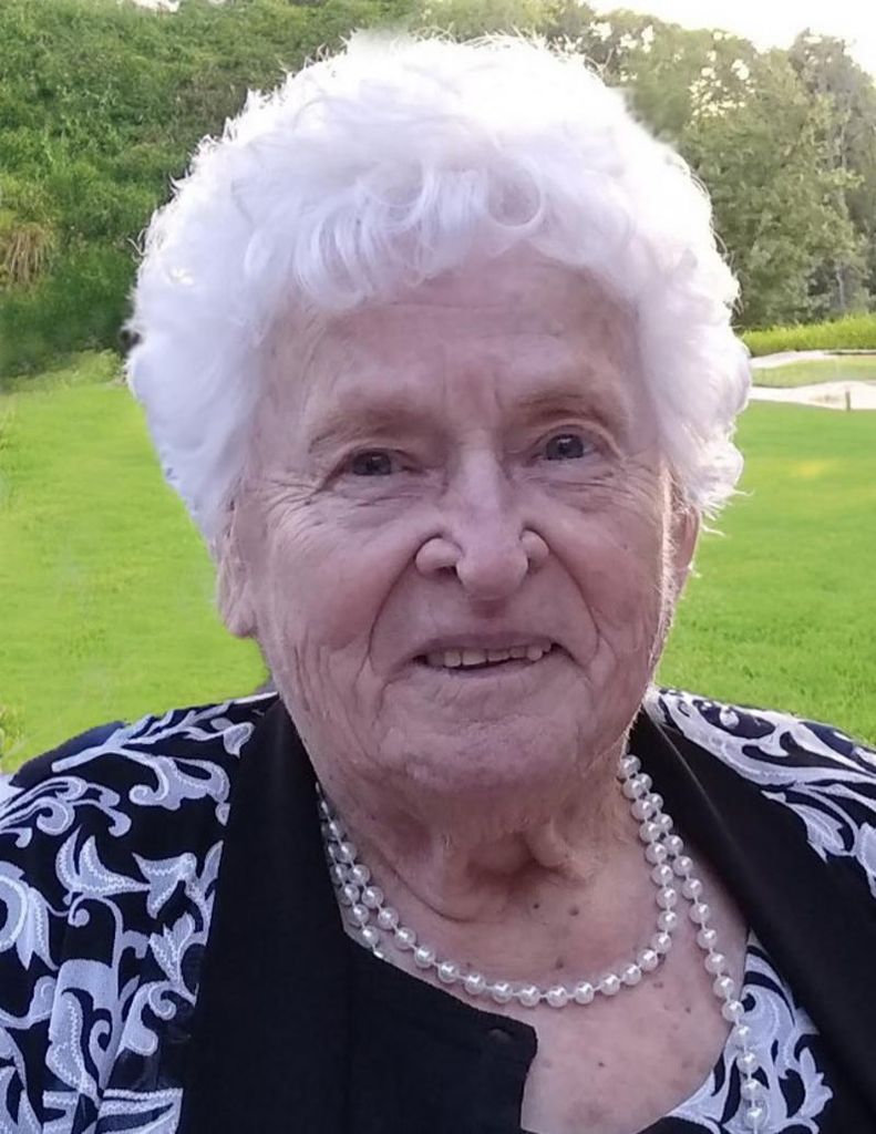 Verna Mae Detweiler Profile Photo