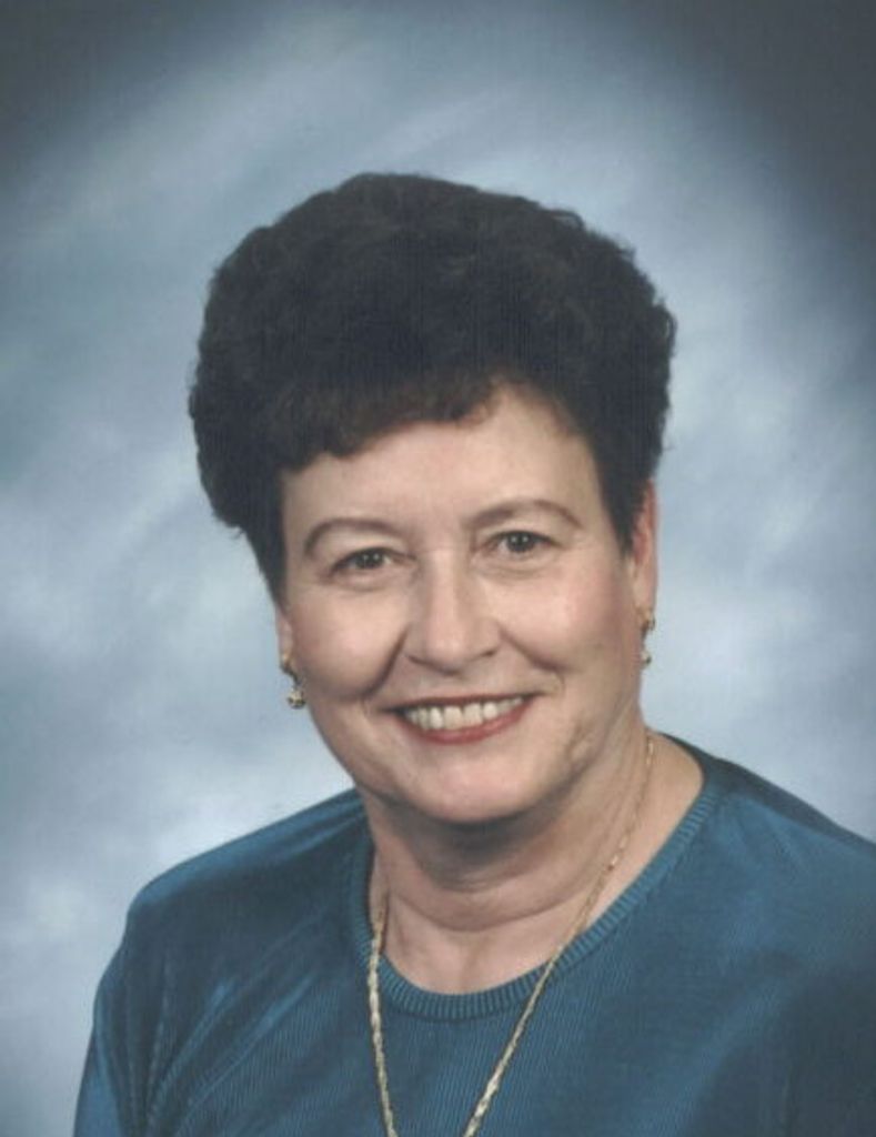 Karen Luann (Holmes)  Droesbeke Profile Photo