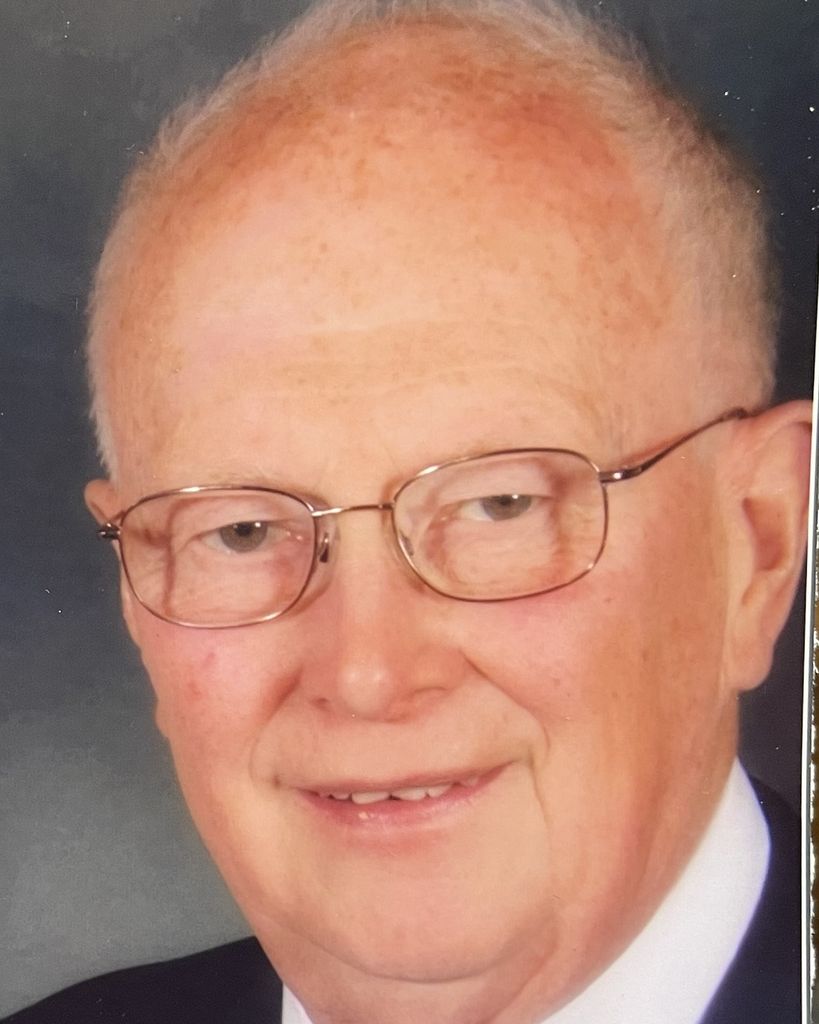 Todd Andrews Lawson Profile Photo