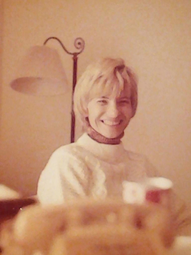 Mary Lou Sirois Profile Photo