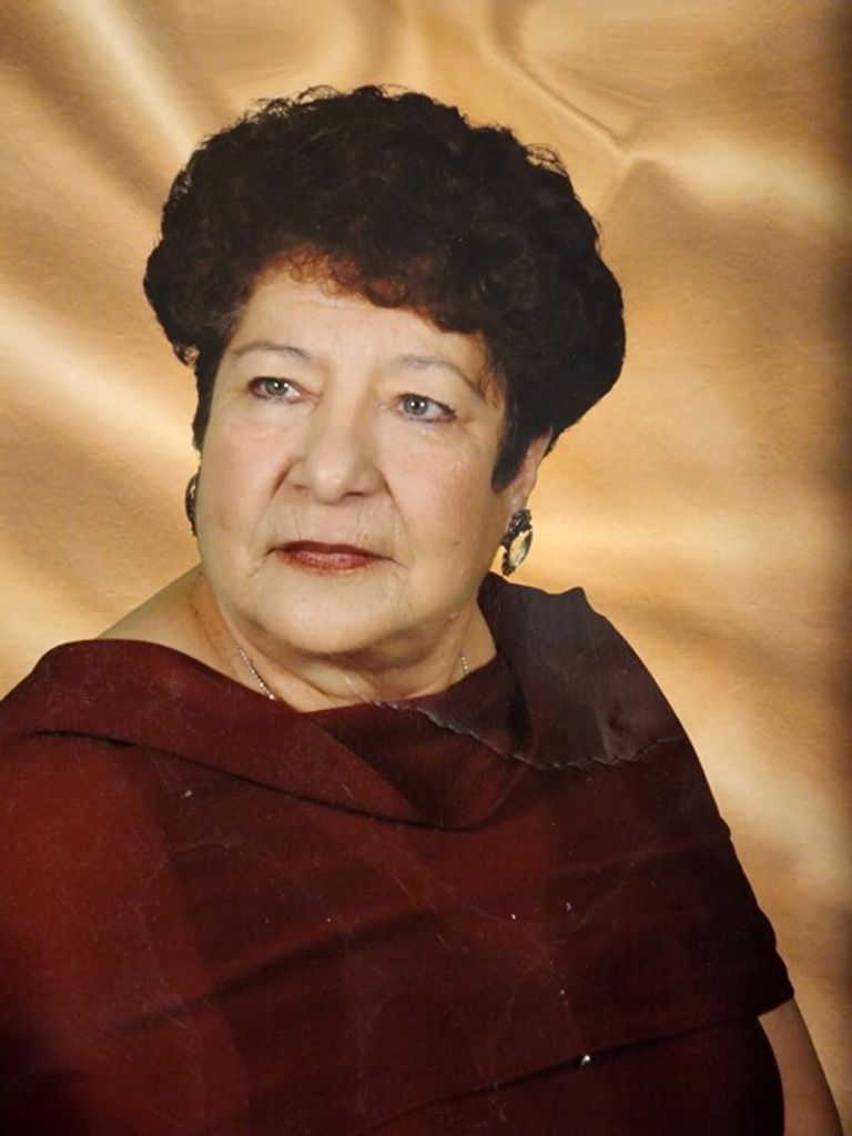 Faustina Flores
