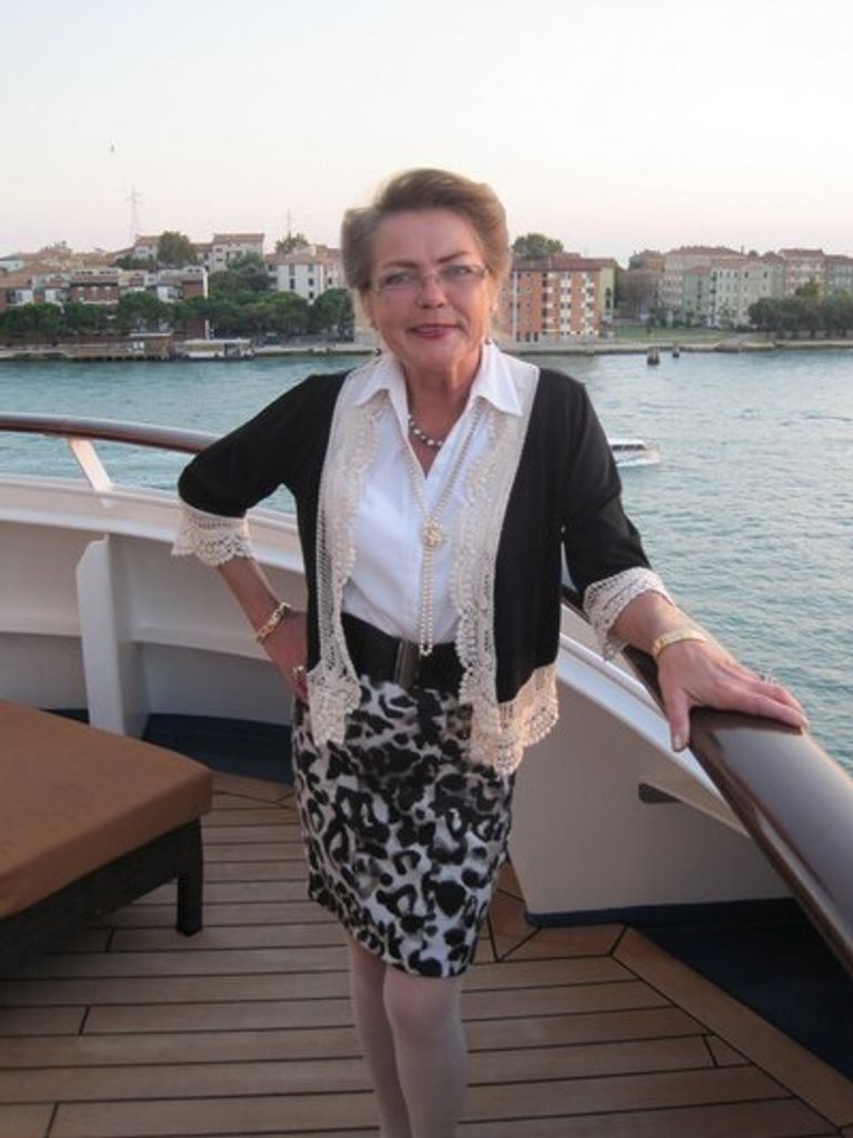 Rebecca Christine Perry Mcniece Profile Photo