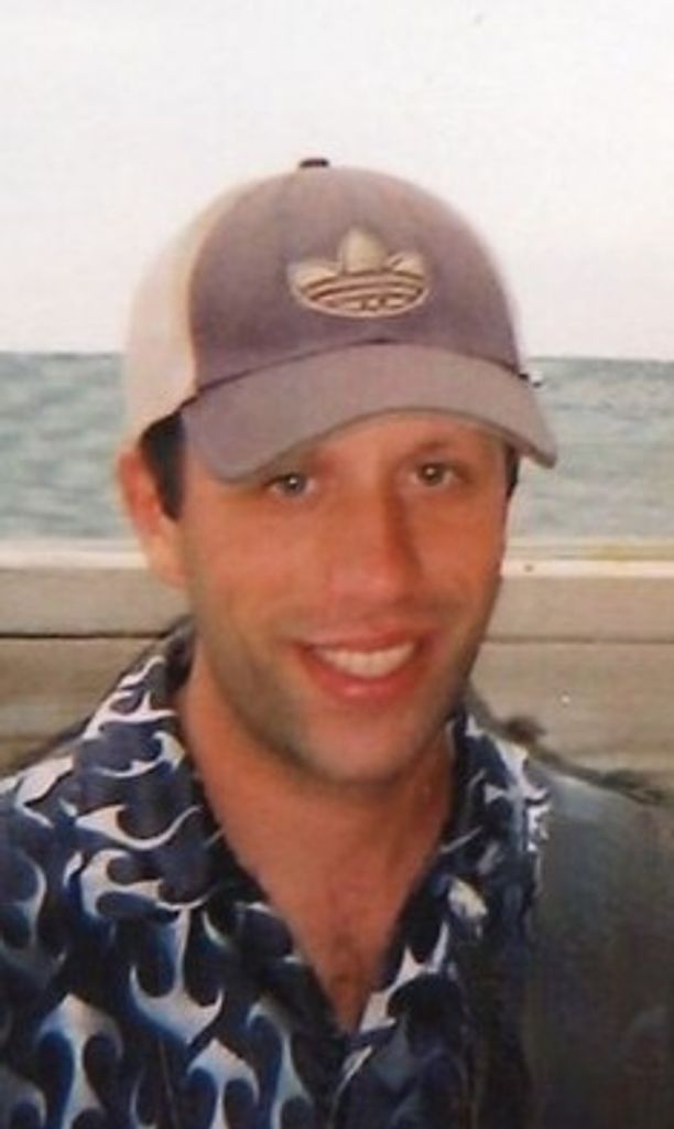Scott Robert Crews Profile Photo