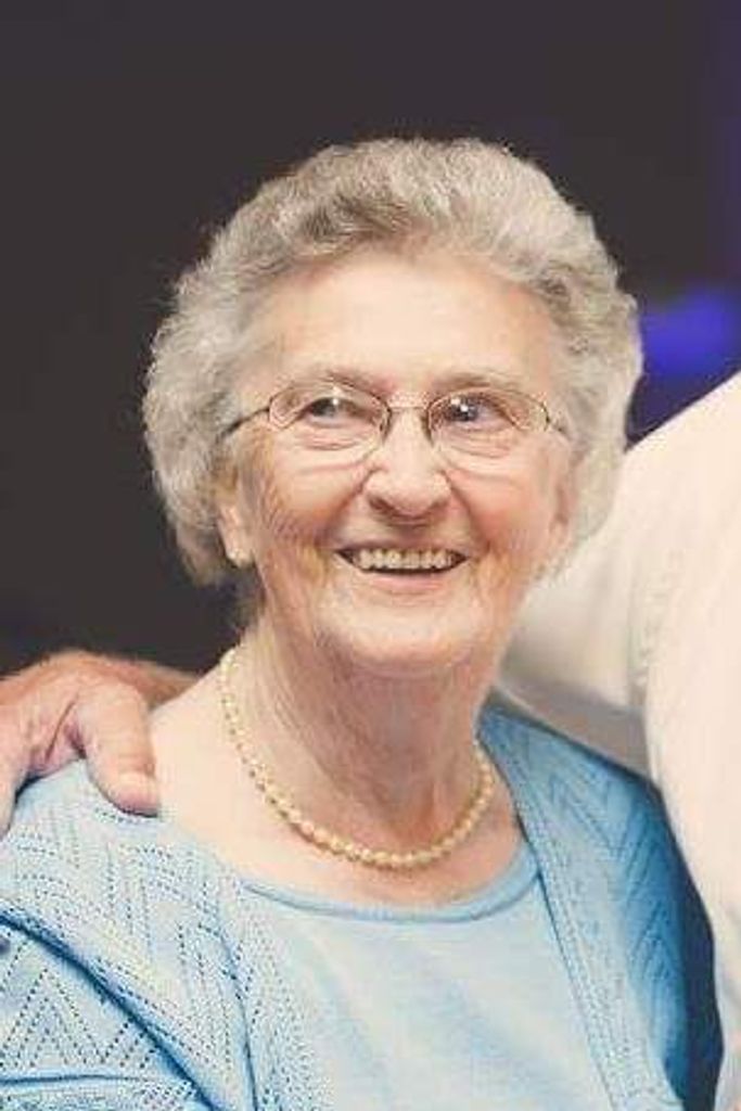 Jeane (Dejong)  Van Lant