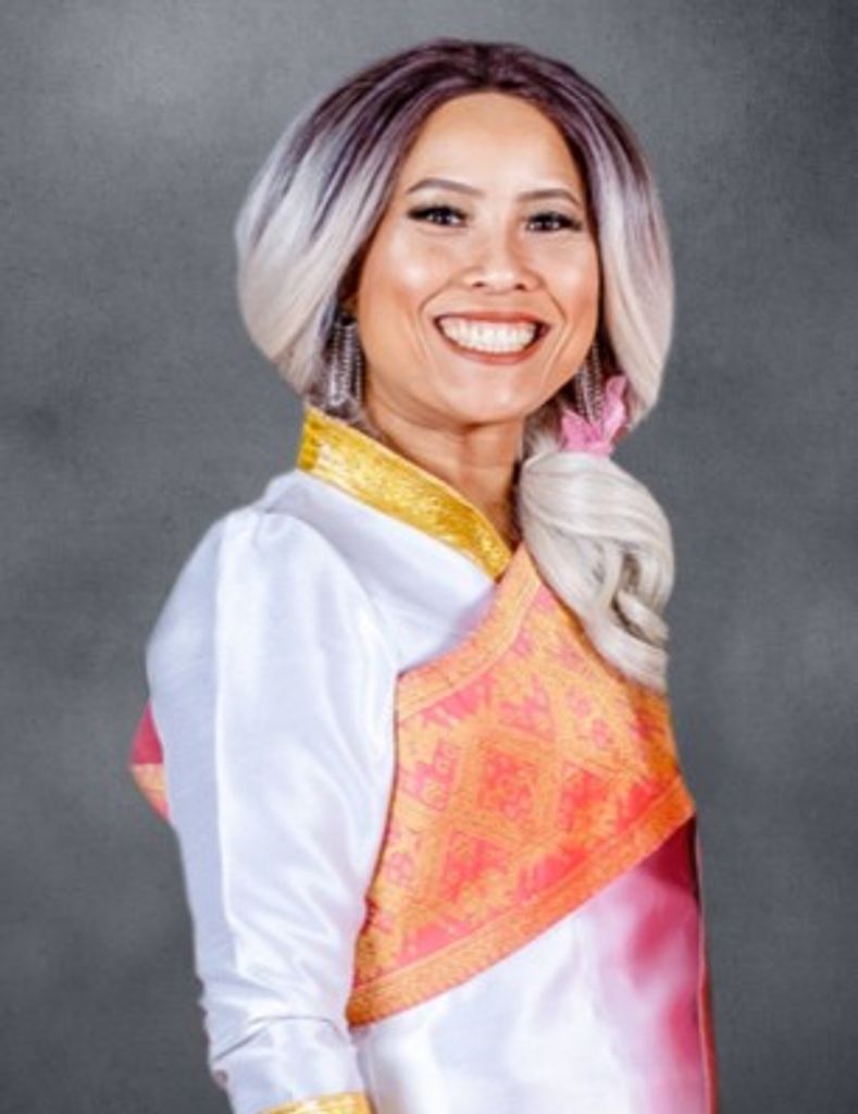 Nok (Saengsouriyaso)  Gou