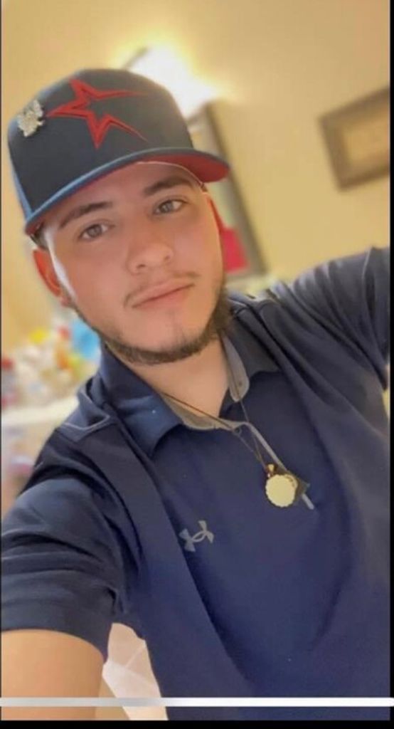 Luis Gustavo Macias Profile Photo