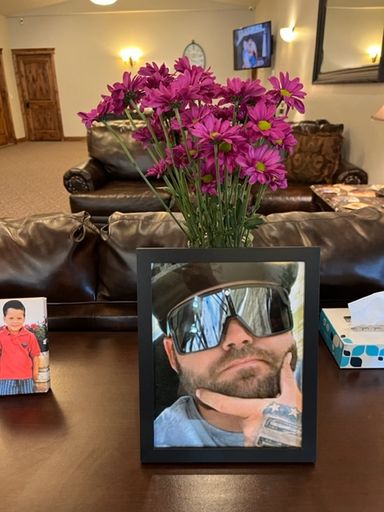 Clark Vancleave Worrall photo gallery thumbnail 5 of 19