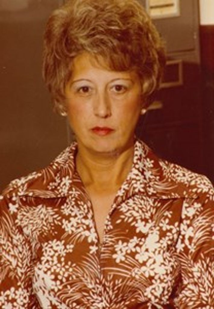 Gloris M. Mccardle