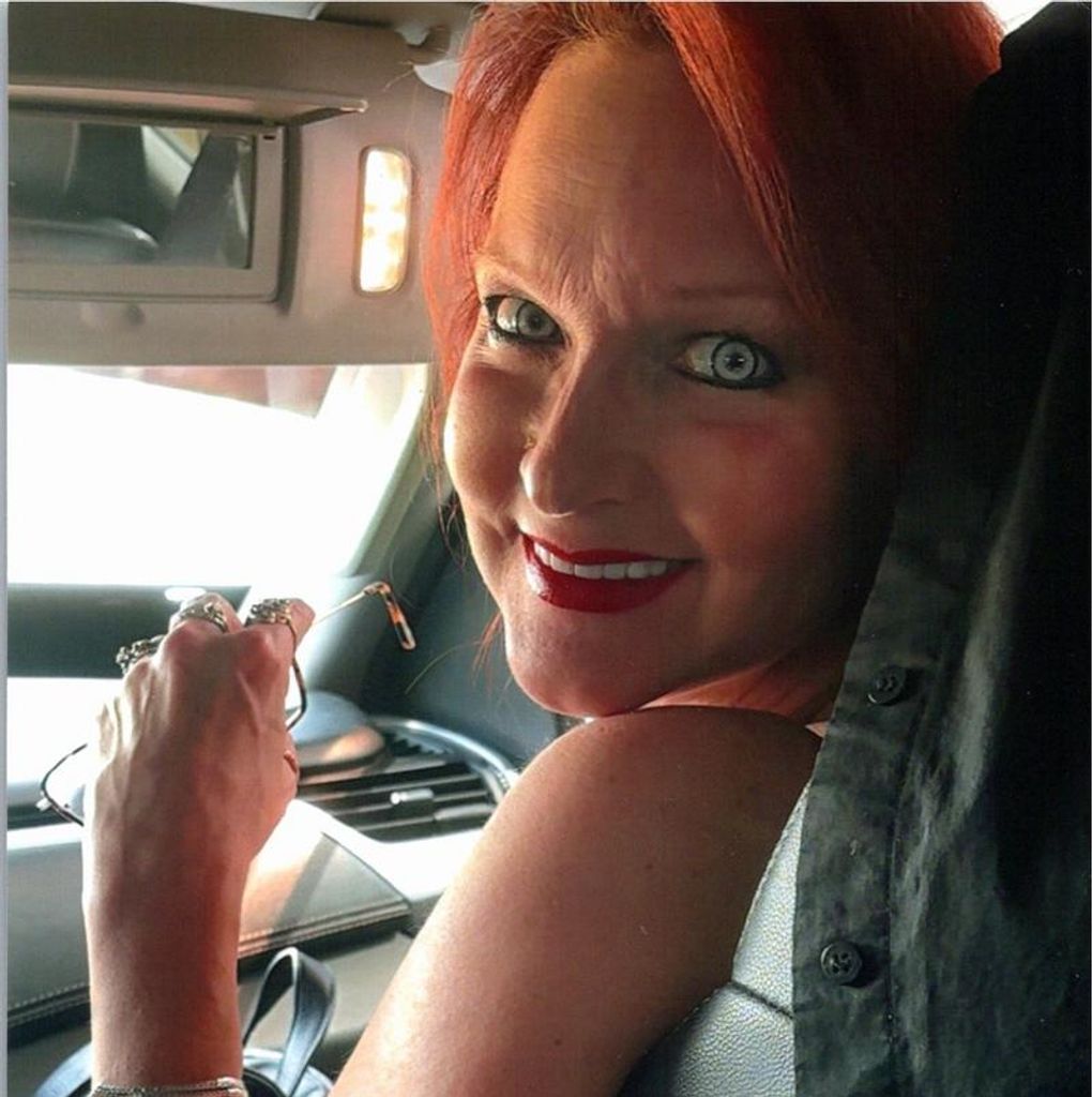 Amanda Davis Bates Profile Photo