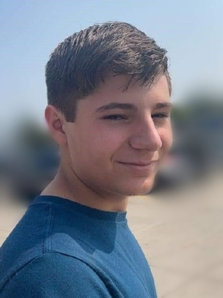 Logan John Roberts Profile Photo