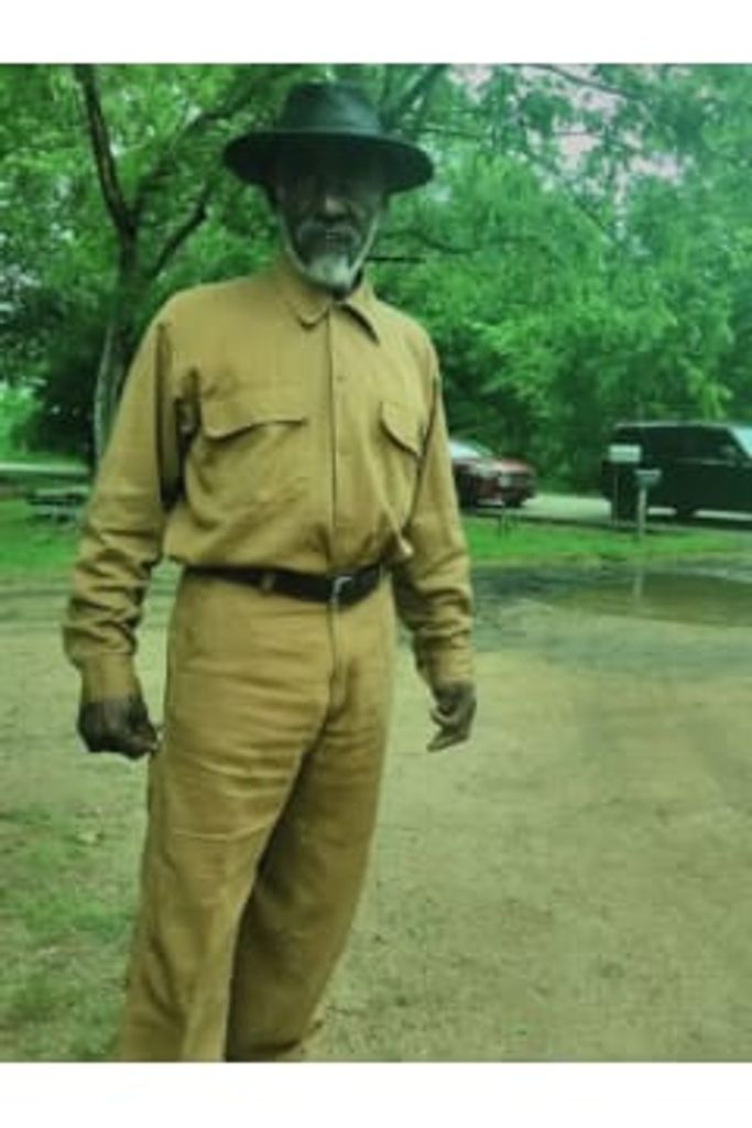Mr. Melvin  Hendrix