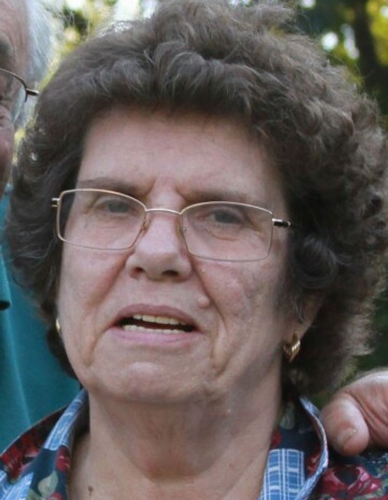 Phylis Leon Wingert