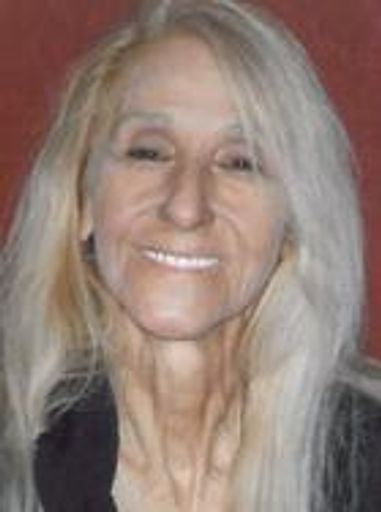 Ella Turzer Profile Photo
