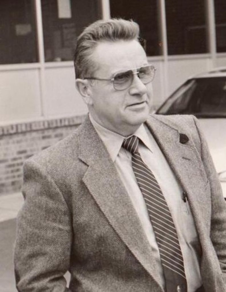 Dennis E. Palucki Profile Photo