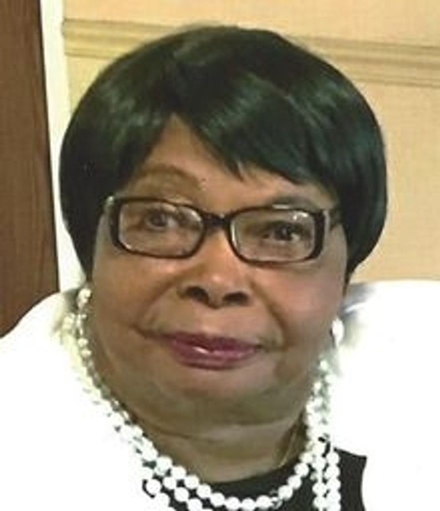 Ms Mavis Henry