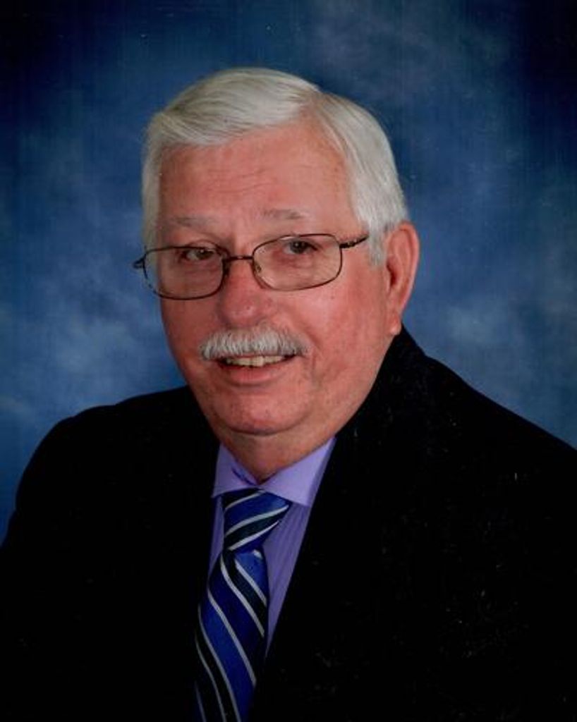 Walter L. Powell Profile Photo