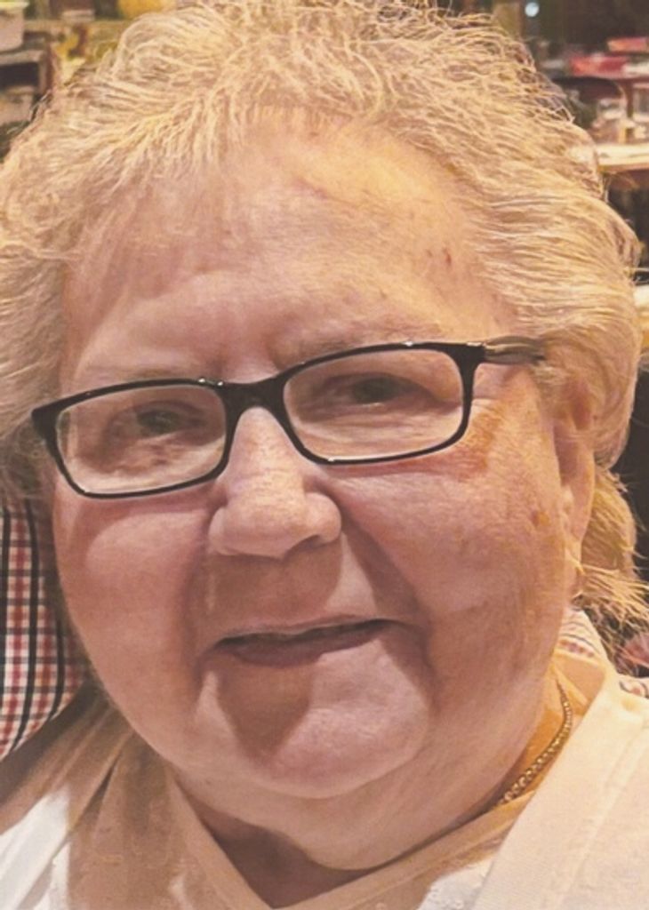 Mary Ellen Piortrowicz Profile Photo