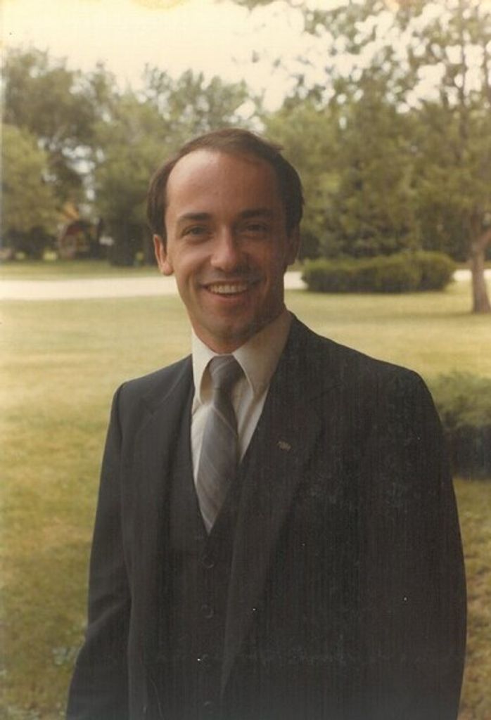 Melvin M. Bontrager Profile Photo