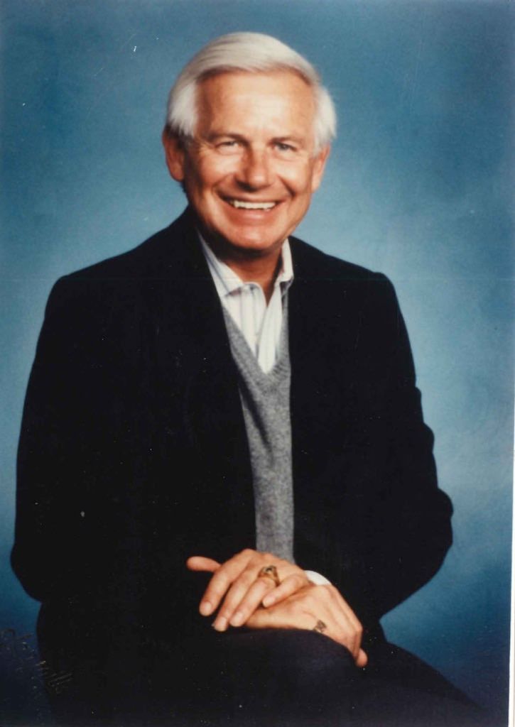 Mr. Robert L. Tracy Profile Photo