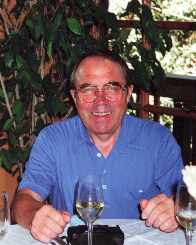MILES BRAKKE