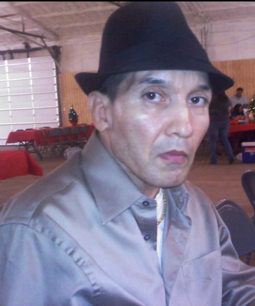 Louis De Los Santos Profile Photo