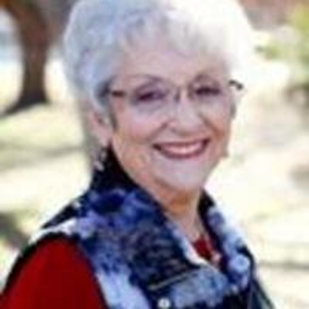 Linda Ginn (Plainview)