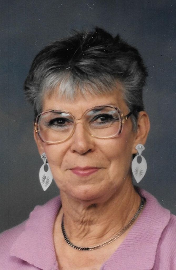 Donna Lee Kinkennon Profile Photo