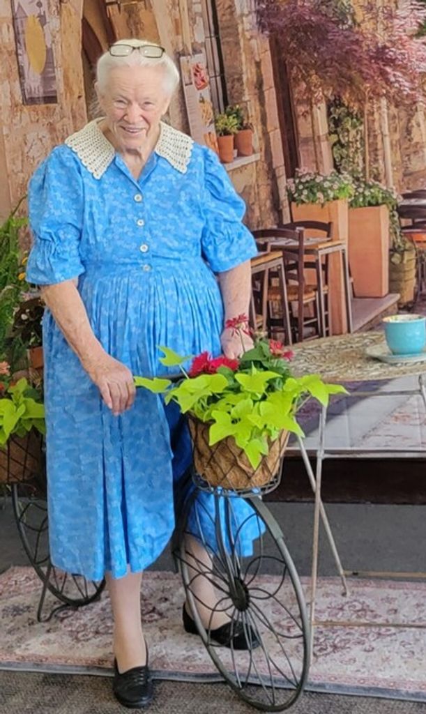 Edith Faye Spence Profile Photo