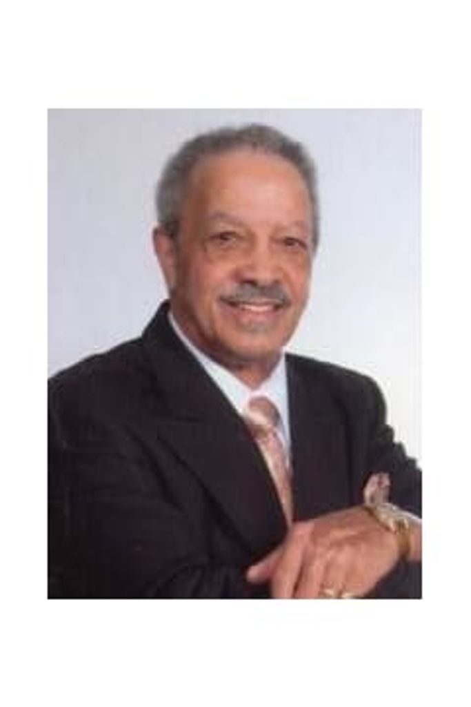 Moses  Leonard, Jr.