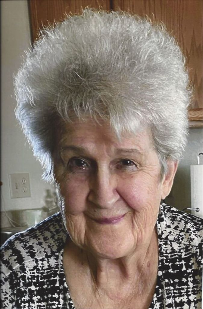 Elizabeth "Betty" (Hartl)  Grendzinski Profile Photo