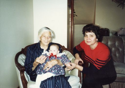 Delia Domenica De Bartolo photo gallery thumbnail 38 of 41