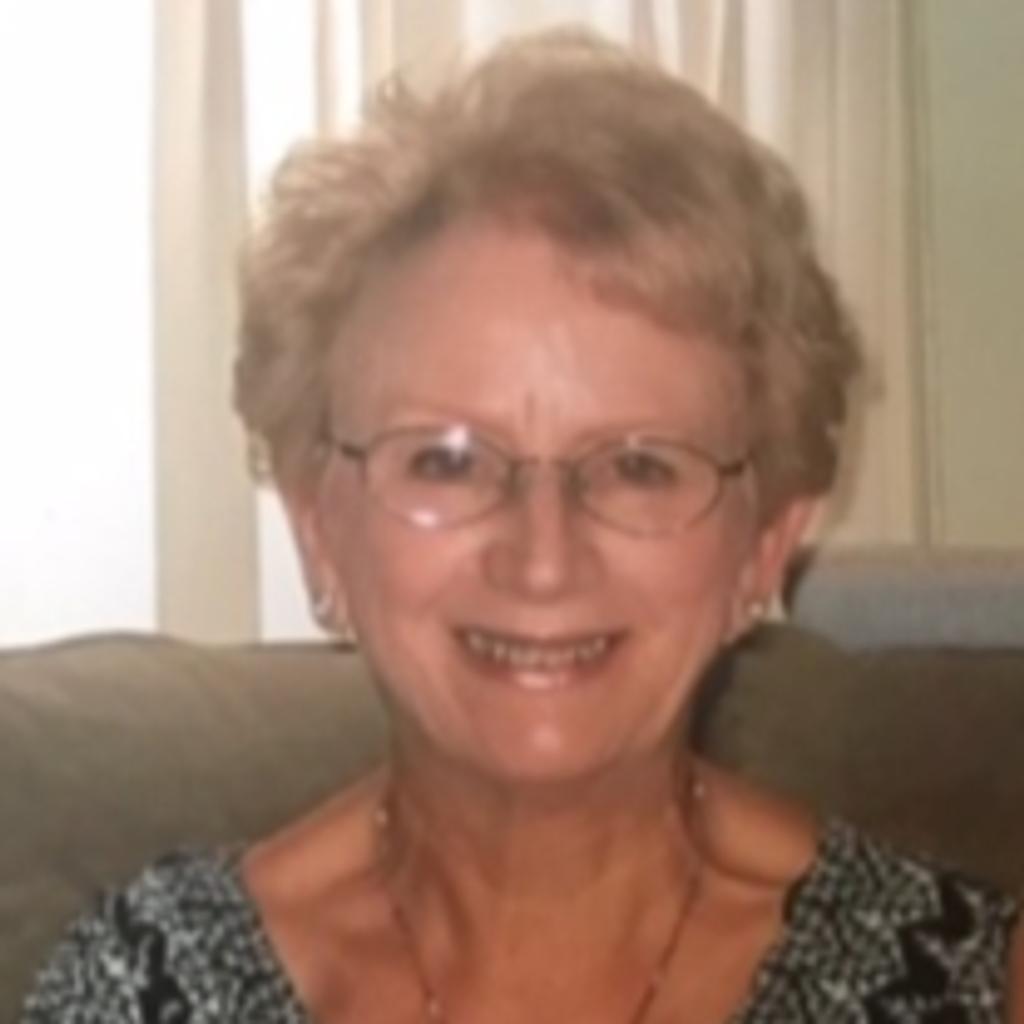 Dolores M Bolen
