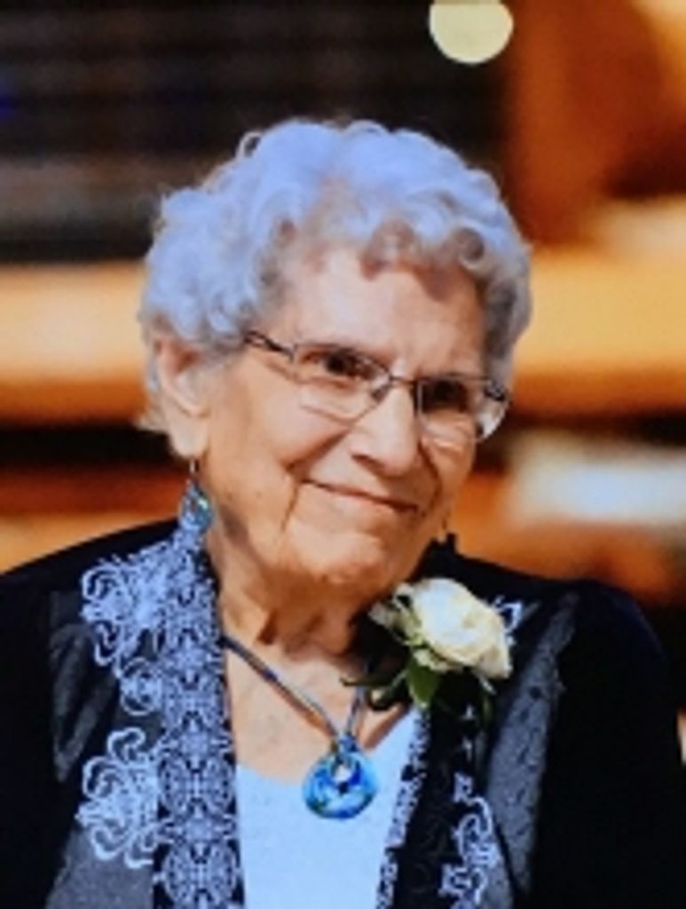 Ruth Elizabeth Gordon Profile Photo