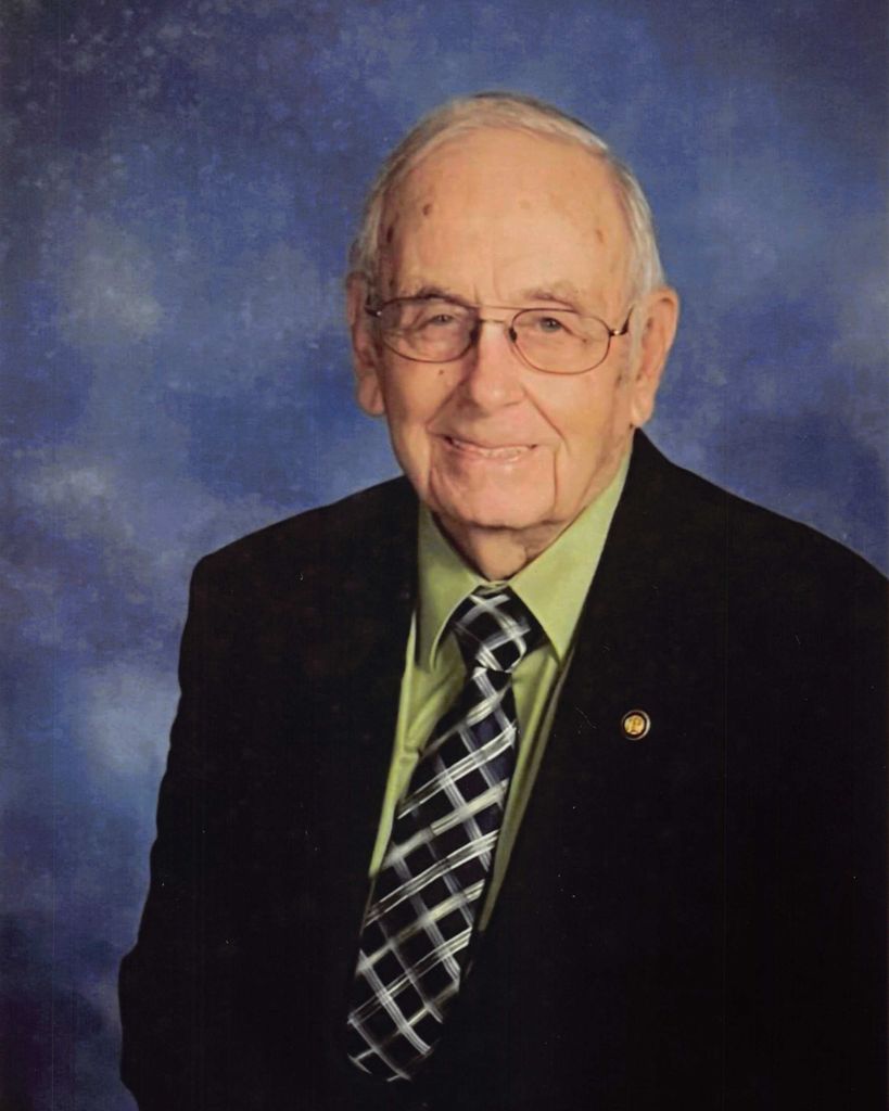 Lloyd Roberts Naylor II Profile Photo