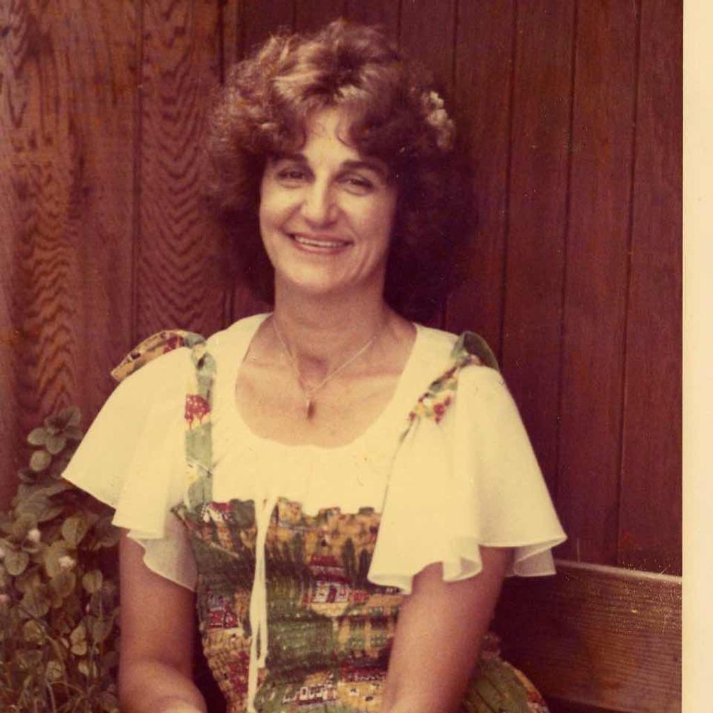 Elaine Ursula Edwards Profile Photo