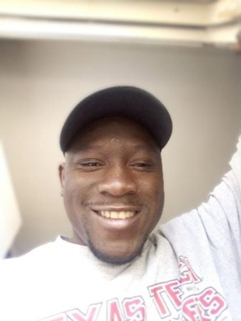 Robert Earl Brooks Jr. Profile Photo