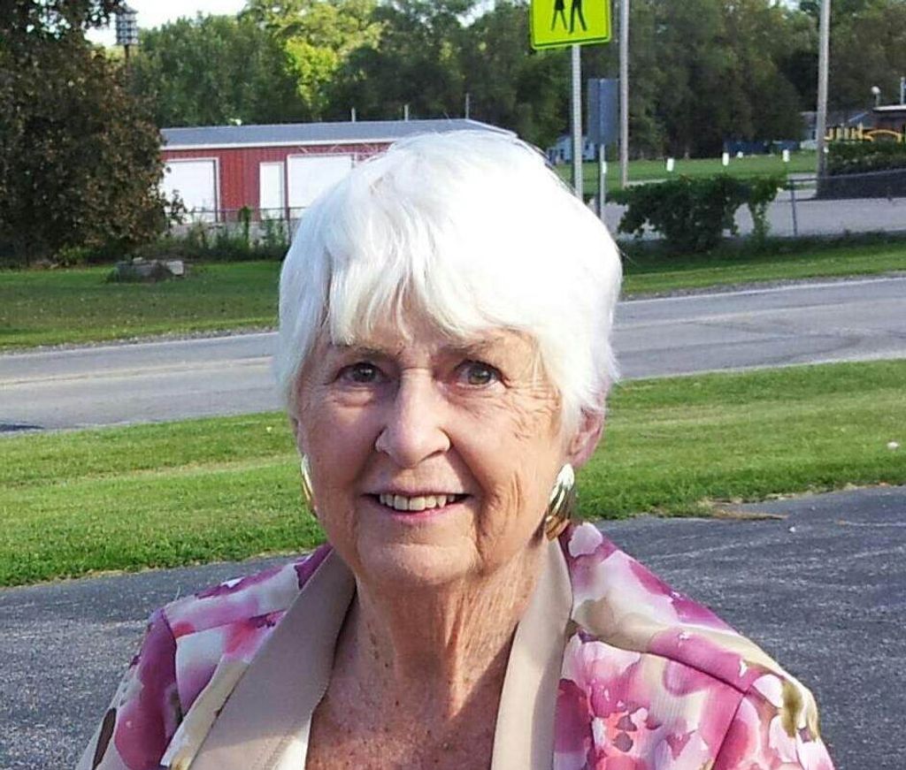 Joann W Snyder